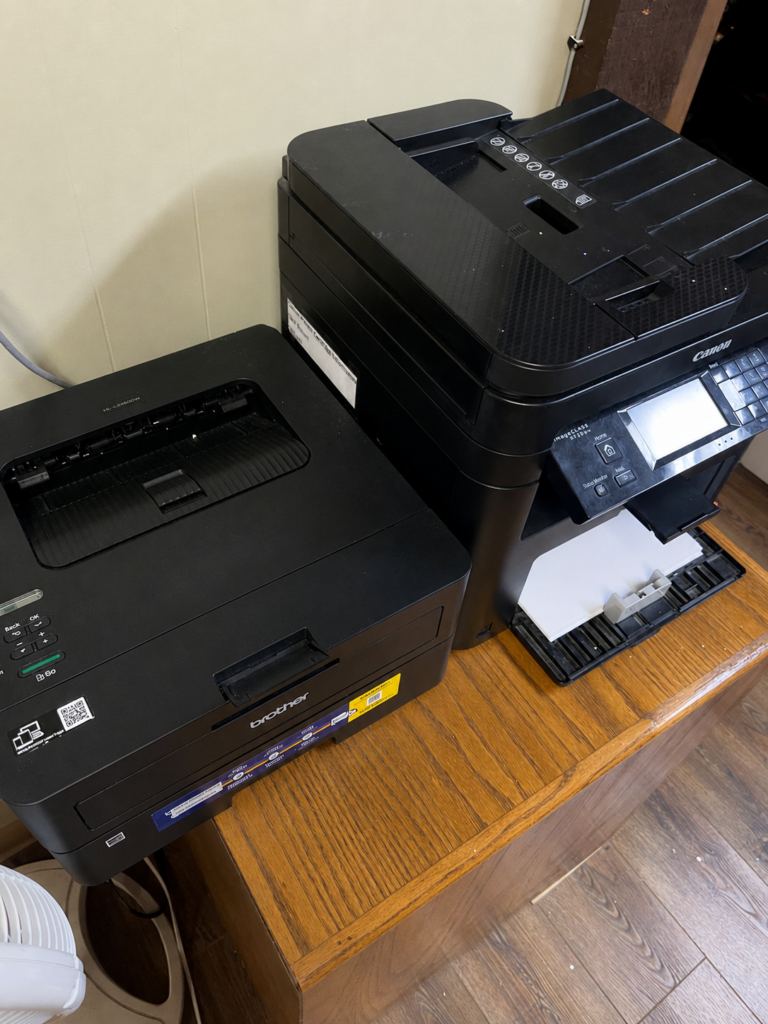 Onsite IT support helps troubleshoot front-desk devices and office equipment in a medical or dental practice